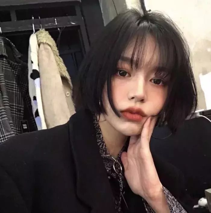 成年人的谎言生活